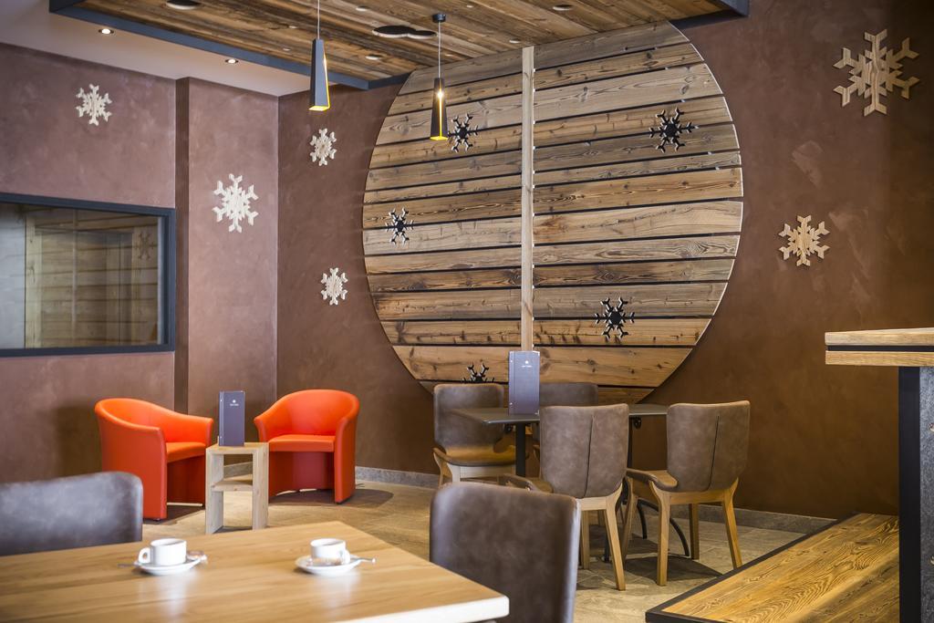 Hotel Saint Charles Val Cenis Lanslebourg-Mont-Cenis Ngoại thất bức ảnh