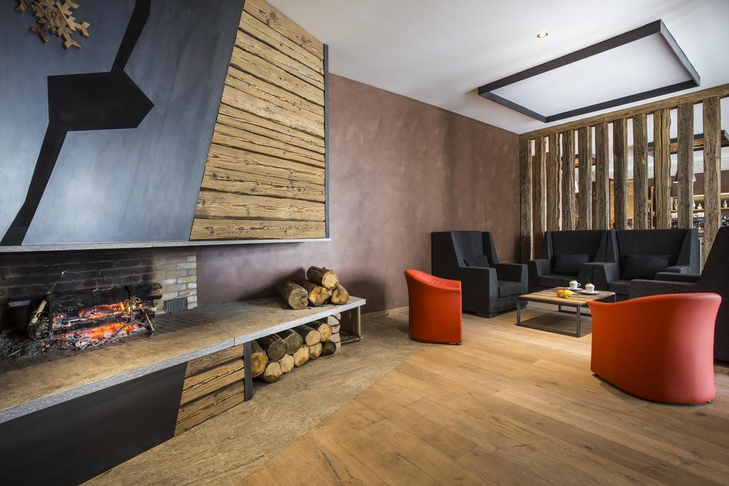 Hotel Saint Charles Val Cenis Lanslebourg-Mont-Cenis Ngoại thất bức ảnh