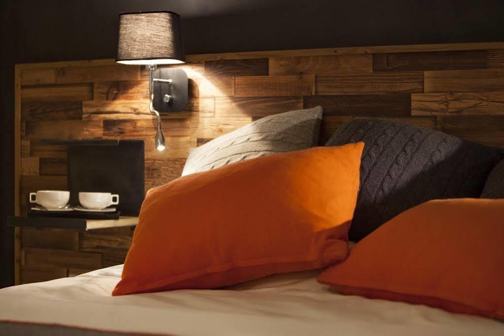 Hotel Saint Charles Val Cenis Lanslebourg-Mont-Cenis Ngoại thất bức ảnh